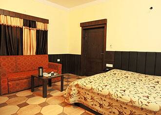 Hotel Shangri-La, Dalhousie 5